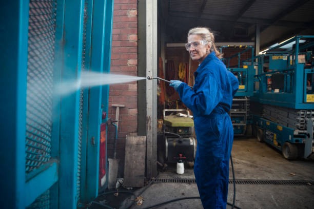 Best Pre-Holiday Cleaning  in Midland, WA